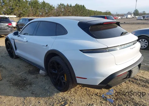 2022 Porsche Taycan Cross Turismo 4 z USA, uszkodzony, nr VIN WP0BA2Y14NSA67424